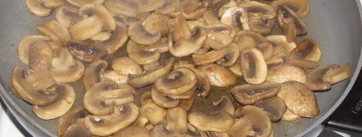 шампиньоны с куриным филе и сладким перцем по-муромски. Шаг 2