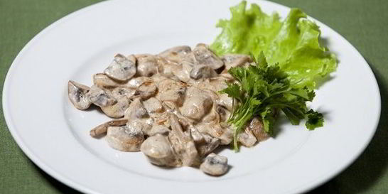 Шампиньоны со сливками