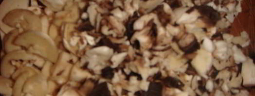 шампиньоны, запеченные с помидором и сыром. Шаг 4