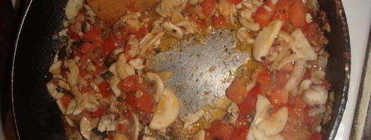 шампиньоны, запеченные с помидором и сыром. Шаг 6