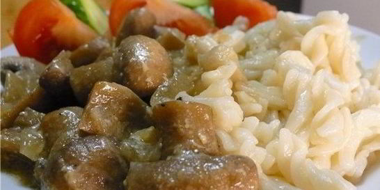 Тушеные грибы в мультиварке