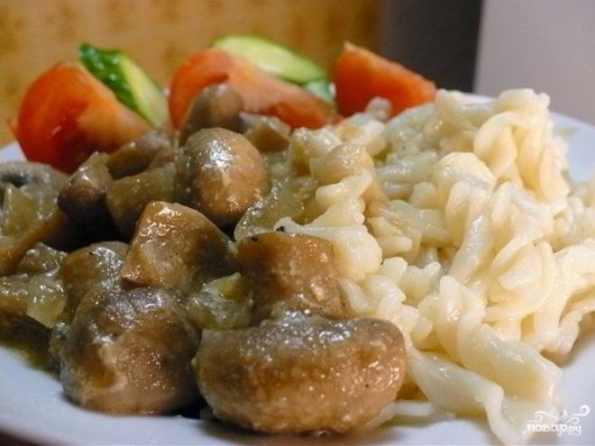 Рецепт тушеных грибов в мультиварке