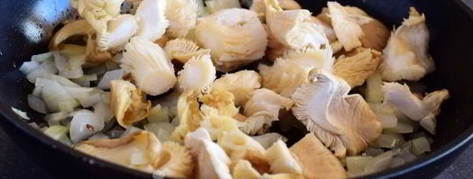 вешенки с картошкой в духовке. Шаг 7