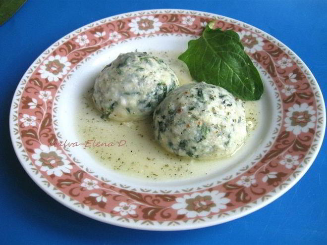 Рецепт клецек со шпинатом и сыром