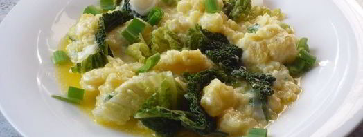 колканнон — ирландское картофельное пюре с савойской капустой. Шаг 7