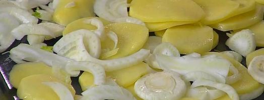 бараньи котлетки на косточке с запеченными овощами и соусом из петрушки. Шаг 5