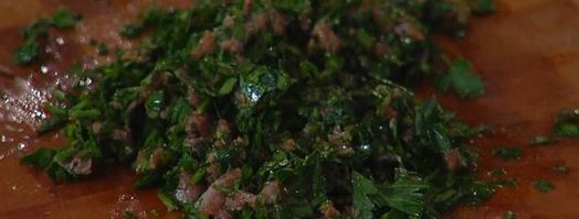 бараньи котлетки на косточке с запеченными овощами и соусом из петрушки. Шаг 9