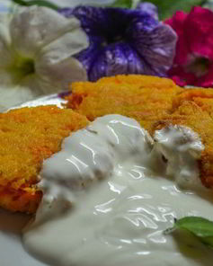 Диетические морковные котлеты