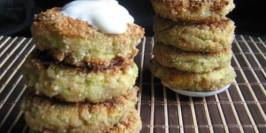 Кабачково-яблочные котлетки