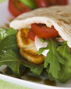 Кармашки с котлетами из лосося