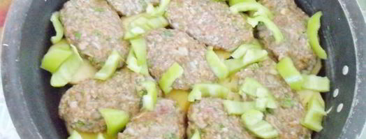 казан котлеты, котлеты в кастрюле. Шаг 16