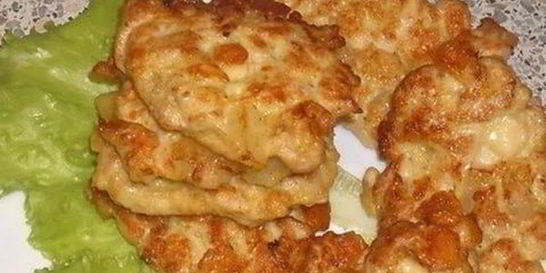 Котлетки из курицы с ананасами