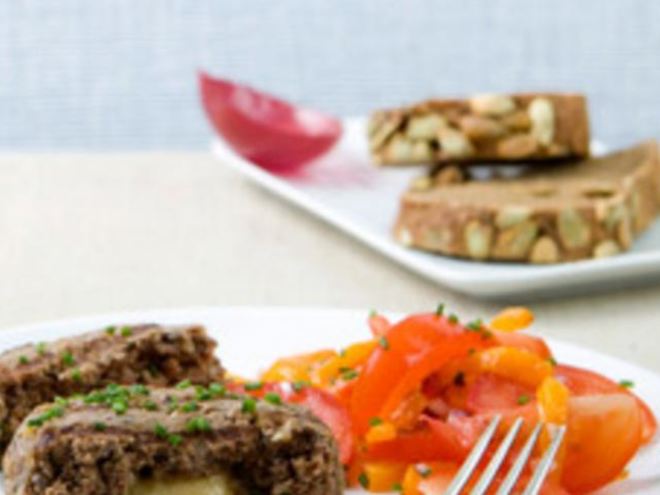 Рецепт котлет, фаршированных сыром