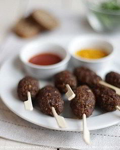 Котлеты из говядины с соусом табаско