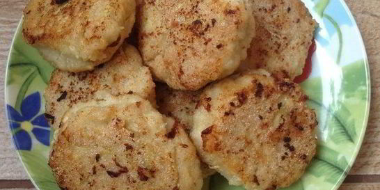 Котлеты из индейки и кабачка