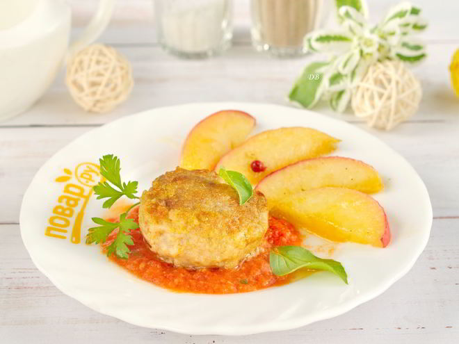 Рецепт котлет из индейки с жареными яблоками