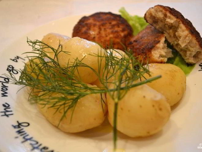 Рецепт котлет из щуки с салом