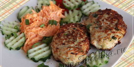 Куриные котлеты с кабачком