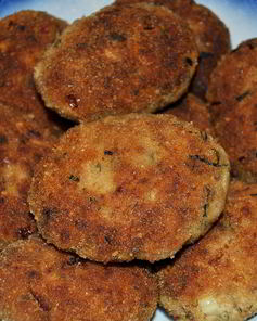 Мраморные котлеты с начинкой из сыра