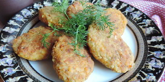 Рисово-рыбные котлеты