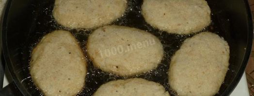 рыбные котлеты с манкой. Шаг 12