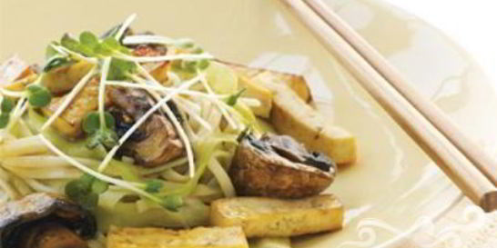 Лапша с тофу и грибами