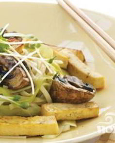 Лапша с тофу и грибами