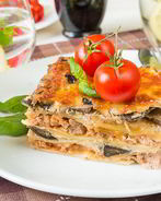 Лазанья с мясом и лесными грибами