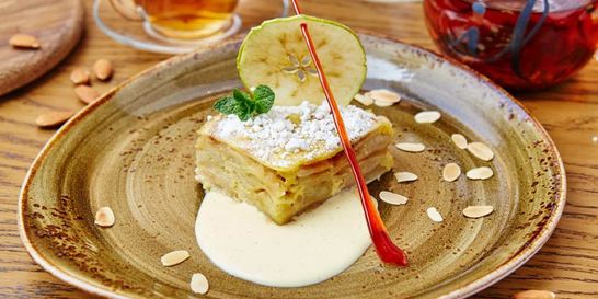 Яблочная лазанья