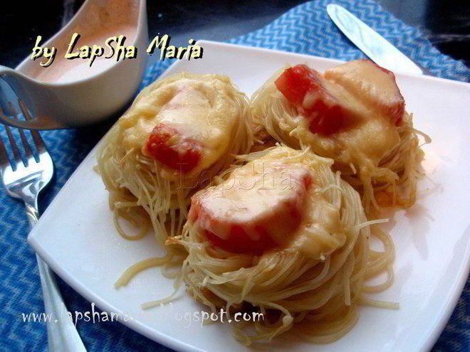 Рецепт гнезд из спагетти с куриным филе