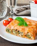 Каннеллони с курицей и шпинатом