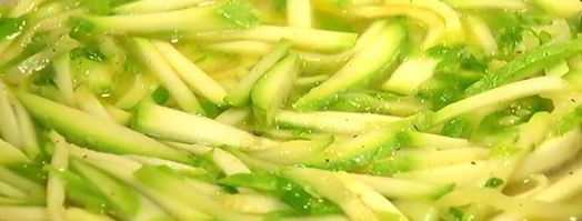 макароны-бабочки с цукини и креветками. Шаг 5