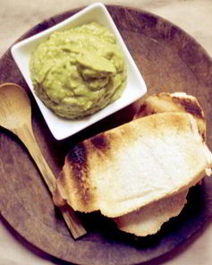 Паста из авокадо