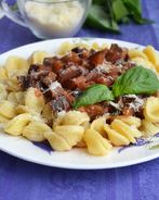 Паста с баклажаном и томатами