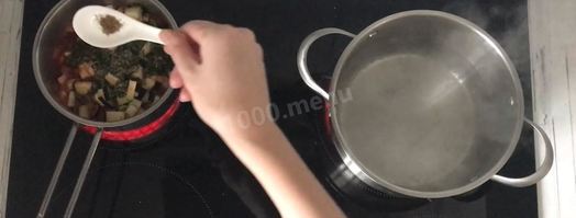 паста с баклажаном и томатами. Шаг 5