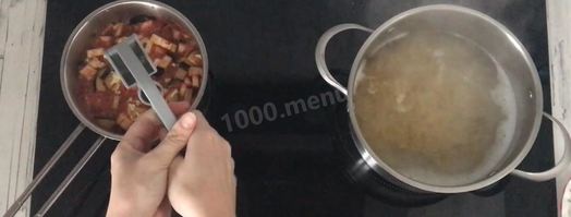 паста с баклажаном и томатами. Шаг 6