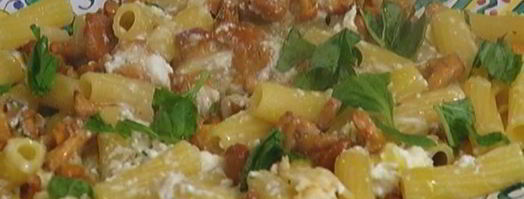 паста с грибами, рикоттой и базиликом. Шаг 8