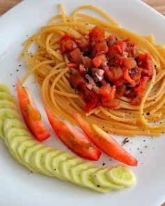 Паста с красным соусом