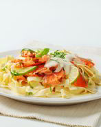 Паста с лососем в сливочном соусе