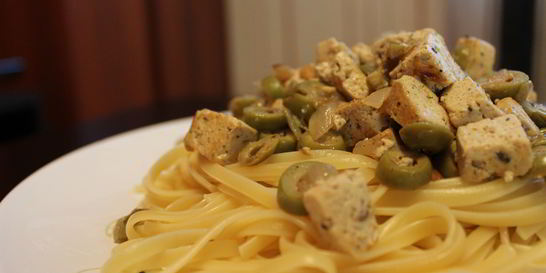 Паста с тофу и оливками