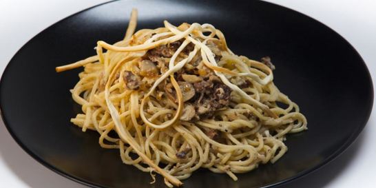 Спагетти с грибным болоньезе