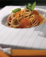 Спагетти с помидорами черри и боттаргой