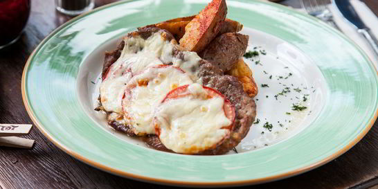 Свинина по-французски