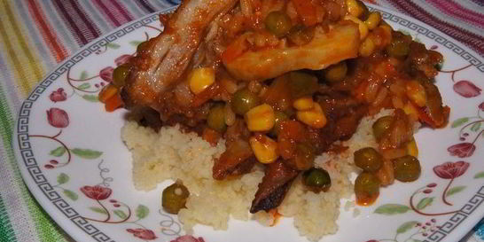 Бараньи ребрышки, тушеные с овощами