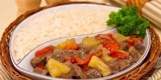 Говядина с ананасами