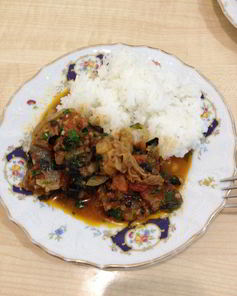 Говядина в томатном соусе