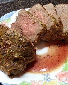 Говядина, запеченная с медом и горчицей