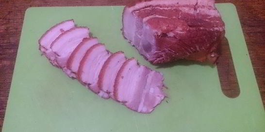 Грудинка свиная вареная в ароматных специях