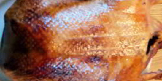 Гусь фаршированный диким рисом