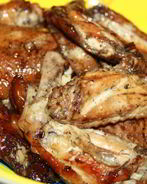 Копченые куриные крылышки и бедрышки